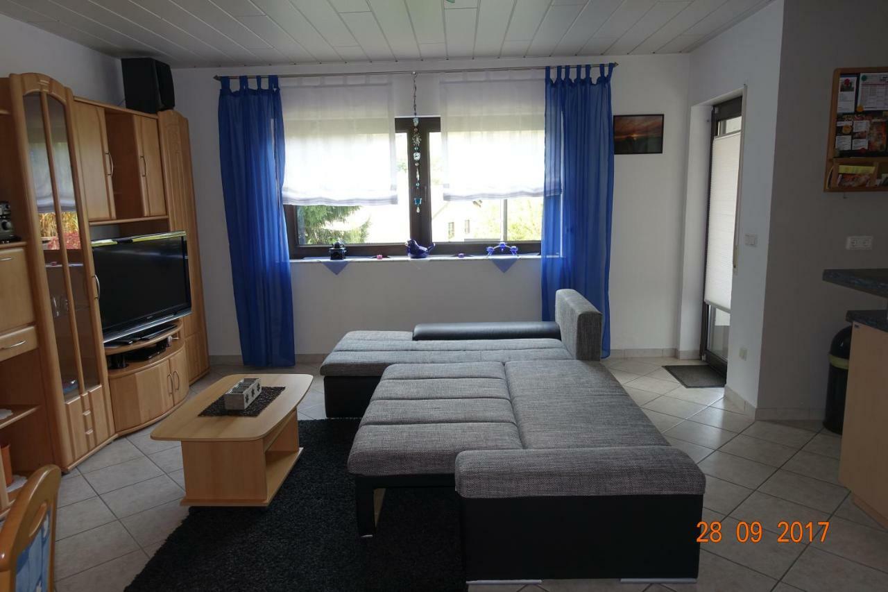 Ferienwohnung Zoe Osterbrucken Ngoại thất bức ảnh
